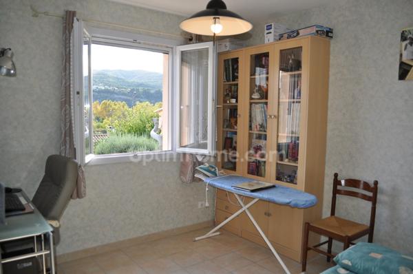 🏡 Villa T4 Vue Dominante – Calme, Soleil et Revenus Solaires – Proche Digne-les-Bains