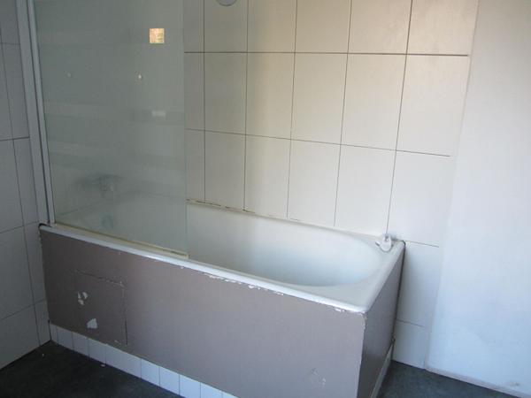 Appartement * 2 Pièces * 52 M² * 15210 Ydes * 370  € * 15  € * 385  €