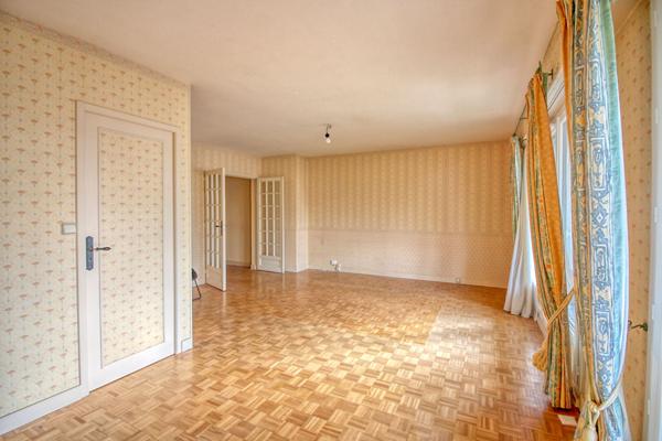 Appartement en dernier étage avec ascenseur