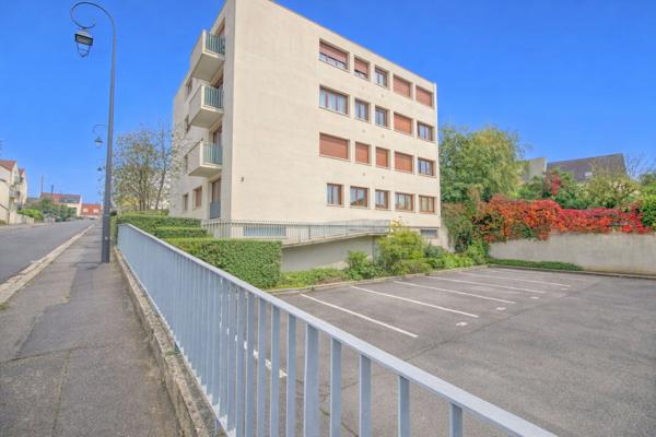 Appartement en dernier étage avec ascenseur