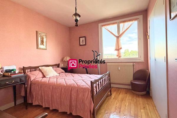 T3 de 63m² avec parking et cave à vendre  quartier Poncillon Marcombes Clermont Ferrand 63000