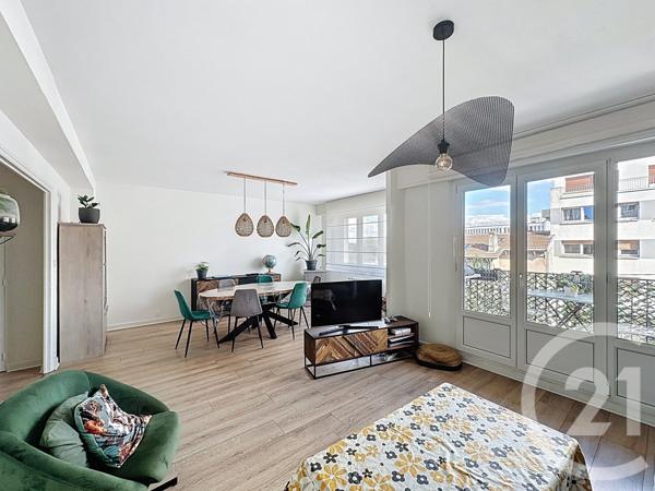 Appartement F3 à vendre  3 pièces - 87,49 m2 VANDOEUVRE LES NANCY - 54