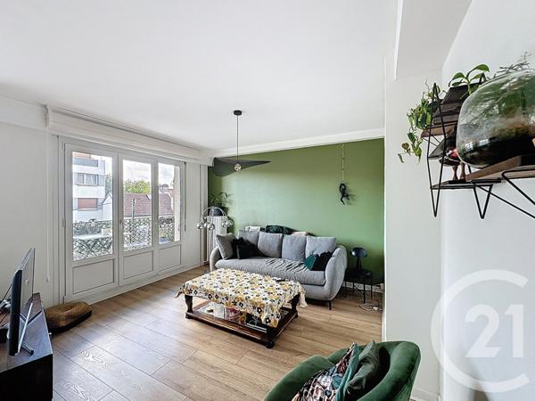 Appartement F3 à vendre  3 pièces - 87,49 m2 VANDOEUVRE LES NANCY - 54