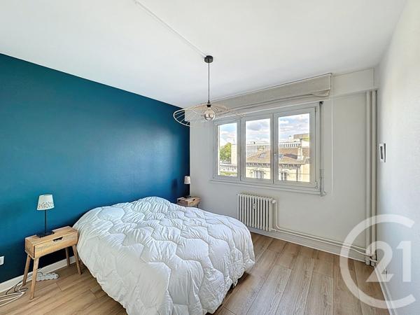 Appartement F3 à vendre  3 pièces - 87,49 m2 VANDOEUVRE LES NANCY - 54