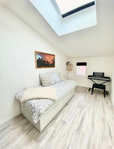 Maison 4 pièces avec terrasse et stationnements