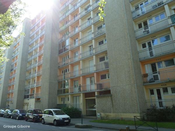 Appartement T3 à louer - 63 m² (réf : 493241)