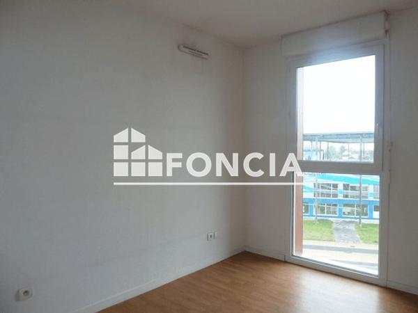 Location Appartement 2 pièces 46.1 m² - 7 TER RUE PAUL BEME Le Passage 47520