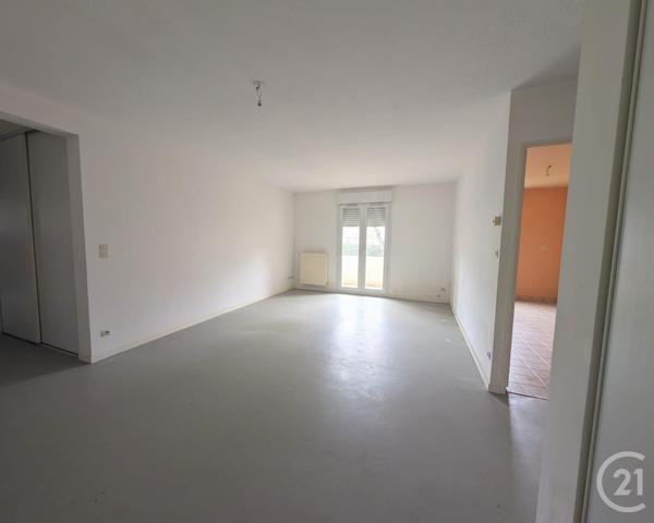 Appartement F3 à vendre  3 pièces - 75 m2 CHALONS EN CHAMPAGNE - 51