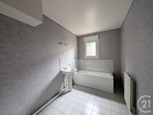 Appartement F3 à vendre  3 pièces - 75 m2 CHALONS EN CHAMPAGNE - 51