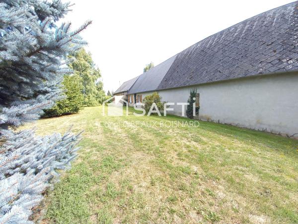 Longère au calme avec gros potentiel, dépendances accolées et grand terrain