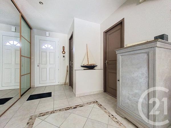 Maison à vendre  5 pièces - 127,17 m2 BREUIL MAGNE - 17