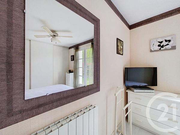 Maison à vendre  5 pièces - 127,17 m2 BREUIL MAGNE - 17