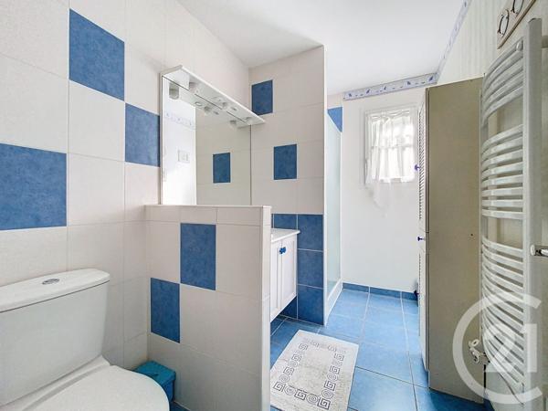 Maison à vendre  5 pièces - 127,17 m2 BREUIL MAGNE - 17