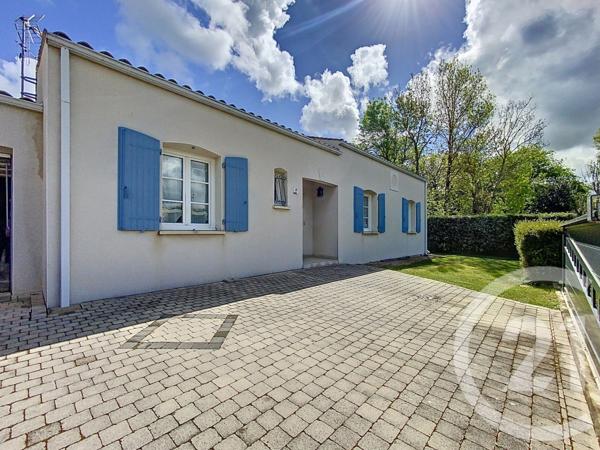 Maison à vendre  5 pièces - 127,17 m2 BREUIL MAGNE - 17