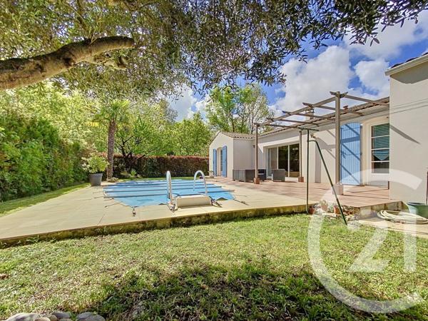 Maison à vendre  5 pièces - 127,17 m2 BREUIL MAGNE - 17