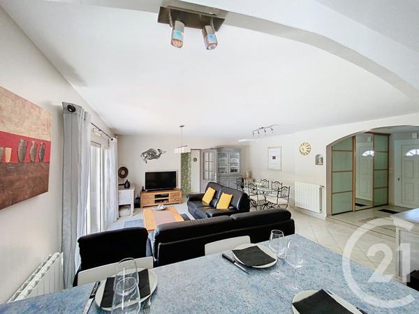 Maison à vendre  5 pièces - 127,17 m2 BREUIL MAGNE - 17