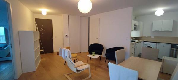 Appartement 2 pièces                                        - 44000 Nantes - Graslin-Commerce Réf : 12370
