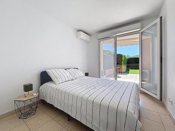 Antibes 2 pièces Calme, lumineux et climatisé.