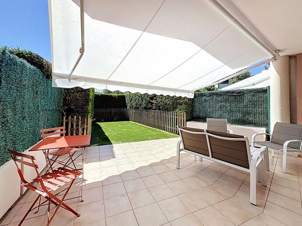 Antibes 2 pièces Calme, lumineux et climatisé.