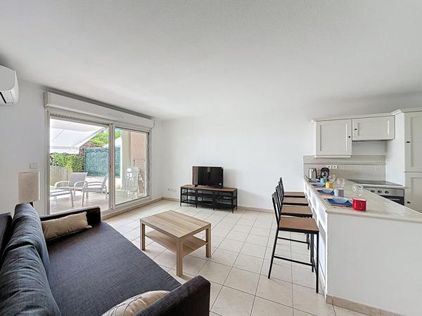 Antibes 2 pièces Calme, lumineux et climatisé.