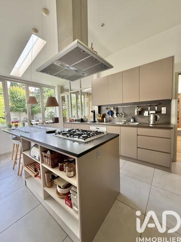 Maison à vendre 8 pièces 215 m² Bordeaux