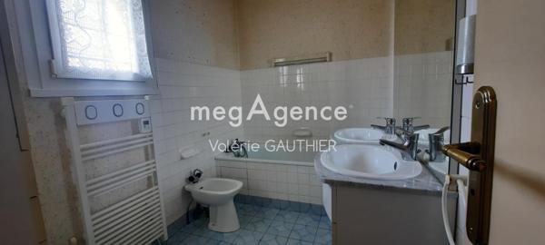Maison à MESLAY, 41100 - 4 pièces 77m²