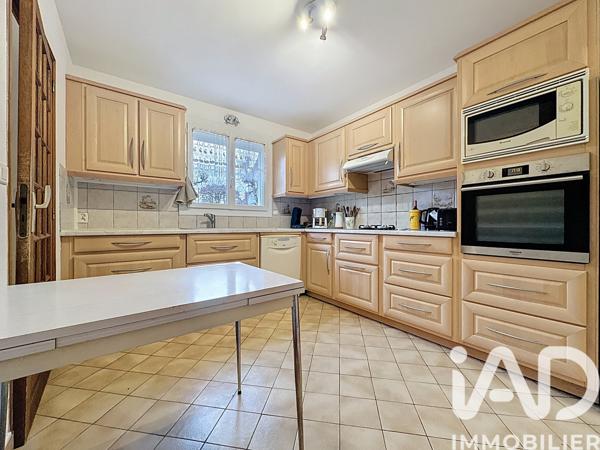 Maison à vendre 7 pièces 139 m² Rambouillet
