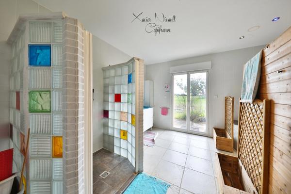 Maison à vendre 8 pièces proche de MANTENAY MONTLIN (01)