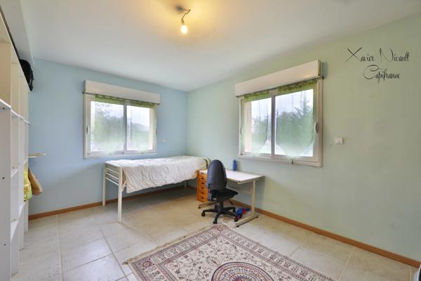 Maison à vendre 8 pièces proche de MANTENAY MONTLIN (01)