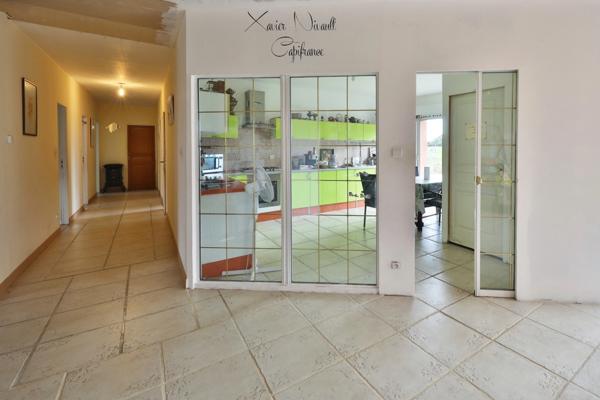 Maison à vendre 8 pièces proche de MANTENAY MONTLIN (01)