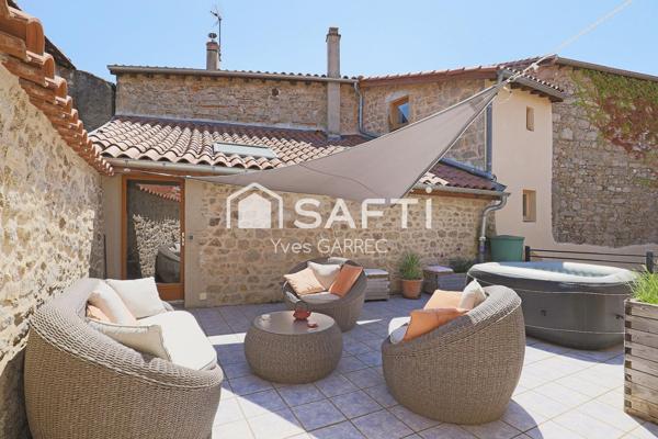 Corps de ferme entièrement rénové