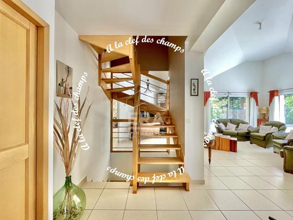 Maison Gometz La Ville 7 pièce(s) 164 m2