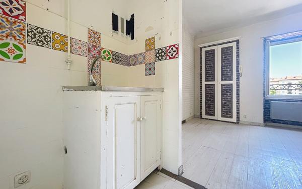 Immeuble à vendre    6 pièces • 233 m2 Nice