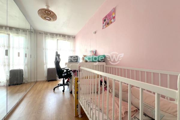 Appartement à vendre 3 pièces de 63,85 m² à Mantes-la-Ville