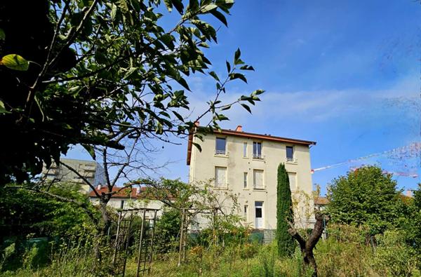 Appartement Clermont Ferrand 101.93 m2