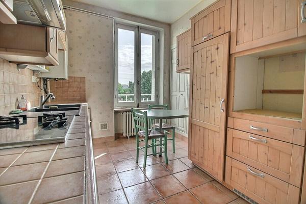 Appartement Clermont Ferrand 101.93 m2