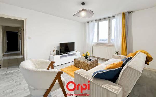 Appartement à vendre    3 pièces •  Montluçon