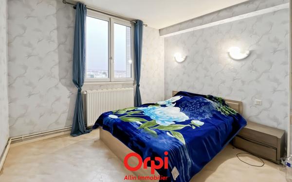 Appartement à vendre    3 pièces •  Montluçon