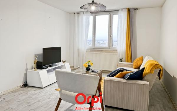 Appartement à vendre    3 pièces •  Montluçon