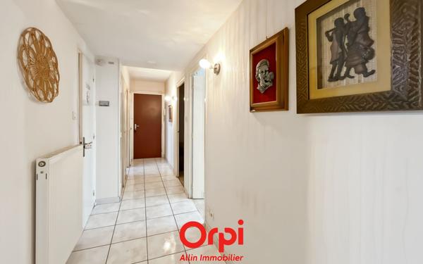 Appartement à vendre    3 pièces •  Montluçon