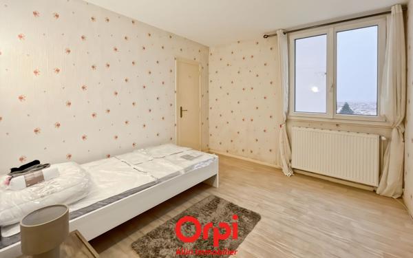 Appartement à vendre    3 pièces •  Montluçon