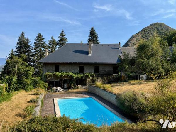 ST-JEOIRE-PRIEURÉ – PROPRIÉTÉ DE CARACTÈRE DU XIXᵉ SIÈCLE – PLUS DE 6 HECTARES – PISCINE 