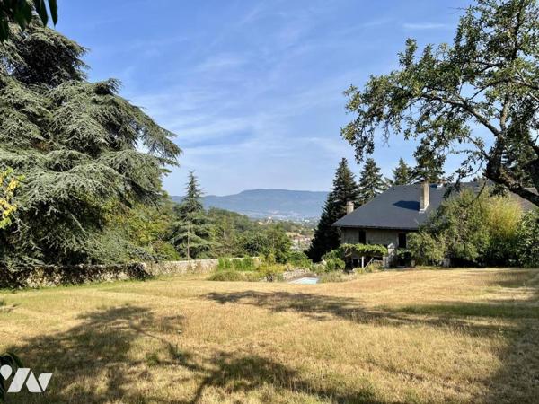 ST-JEOIRE-PRIEURÉ – PROPRIÉTÉ DE CARACTÈRE DU XIXᵉ SIÈCLE – PLUS DE 6 HECTARES – PISCINE 