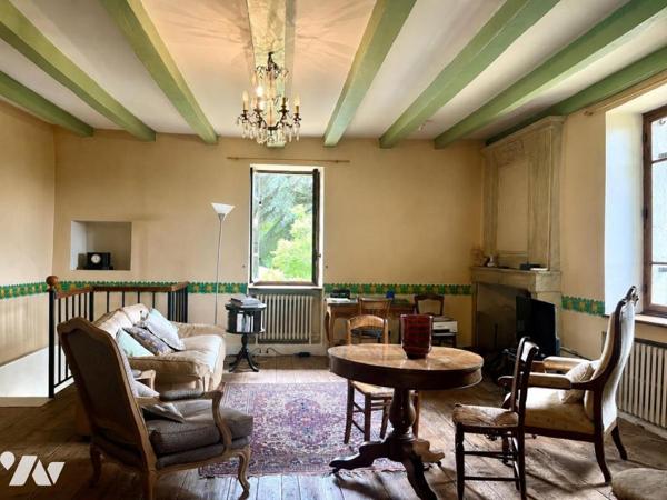 ST-JEOIRE-PRIEURÉ – PROPRIÉTÉ DE CARACTÈRE DU XIXᵉ SIÈCLE – PLUS DE 6 HECTARES – PISCINE 