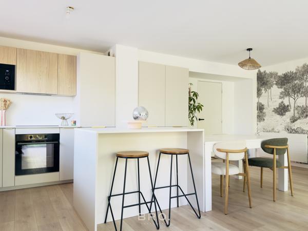 APPARTEMENT DE CHARME - RIVE GAUCHE - TYPE 3 - 76m2 + TERRASSE