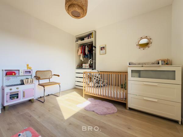 APPARTEMENT DE CHARME - RIVE GAUCHE - TYPE 3 - 76m2 + TERRASSE