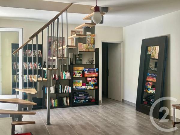 Maison à vendre  5 pièces - 150 m 2   POURRIERES  - 83