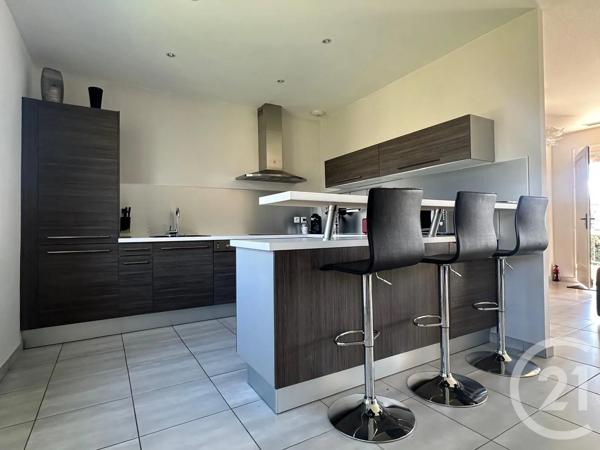 Maison à vendre  5 pièces - 150 m 2   POURRIERES  - 83