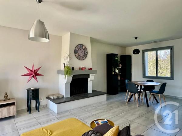 Maison à vendre  5 pièces - 150 m 2   POURRIERES  - 83