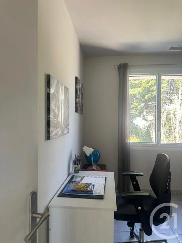 Maison à vendre  5 pièces - 150 m 2   POURRIERES  - 83